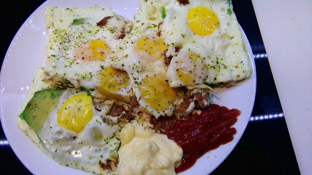 Baked Eggs with Avocado and Streaky Bacon