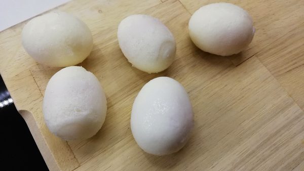 Peeled Frozen Eggs